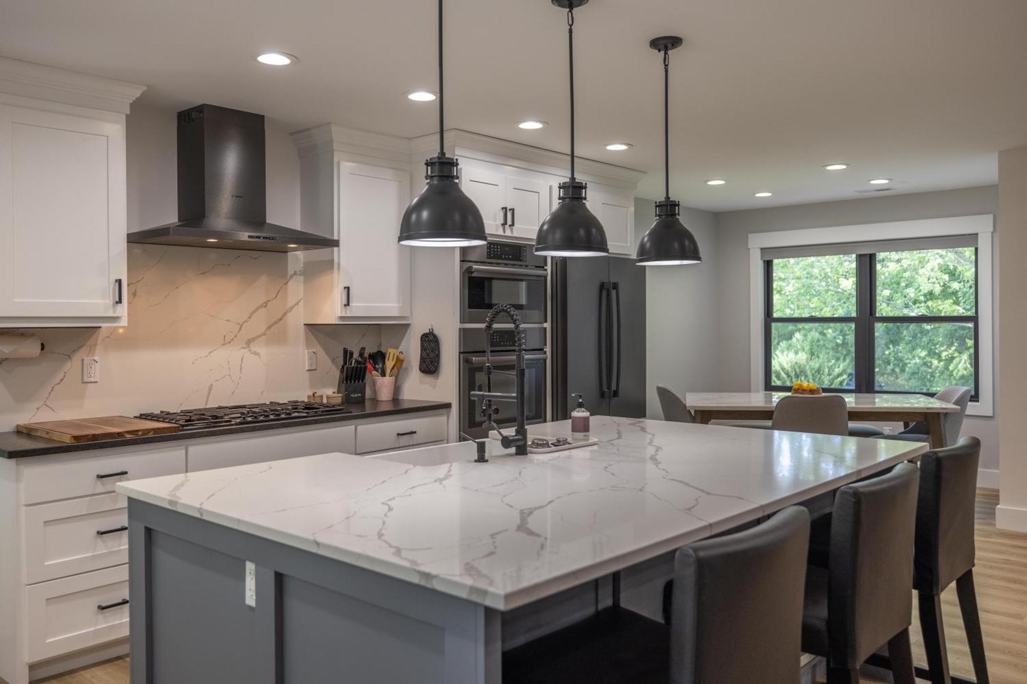 Villa Mid-Century Modern Impeccable Remodel With Hot Tub Asheville Esterno foto
